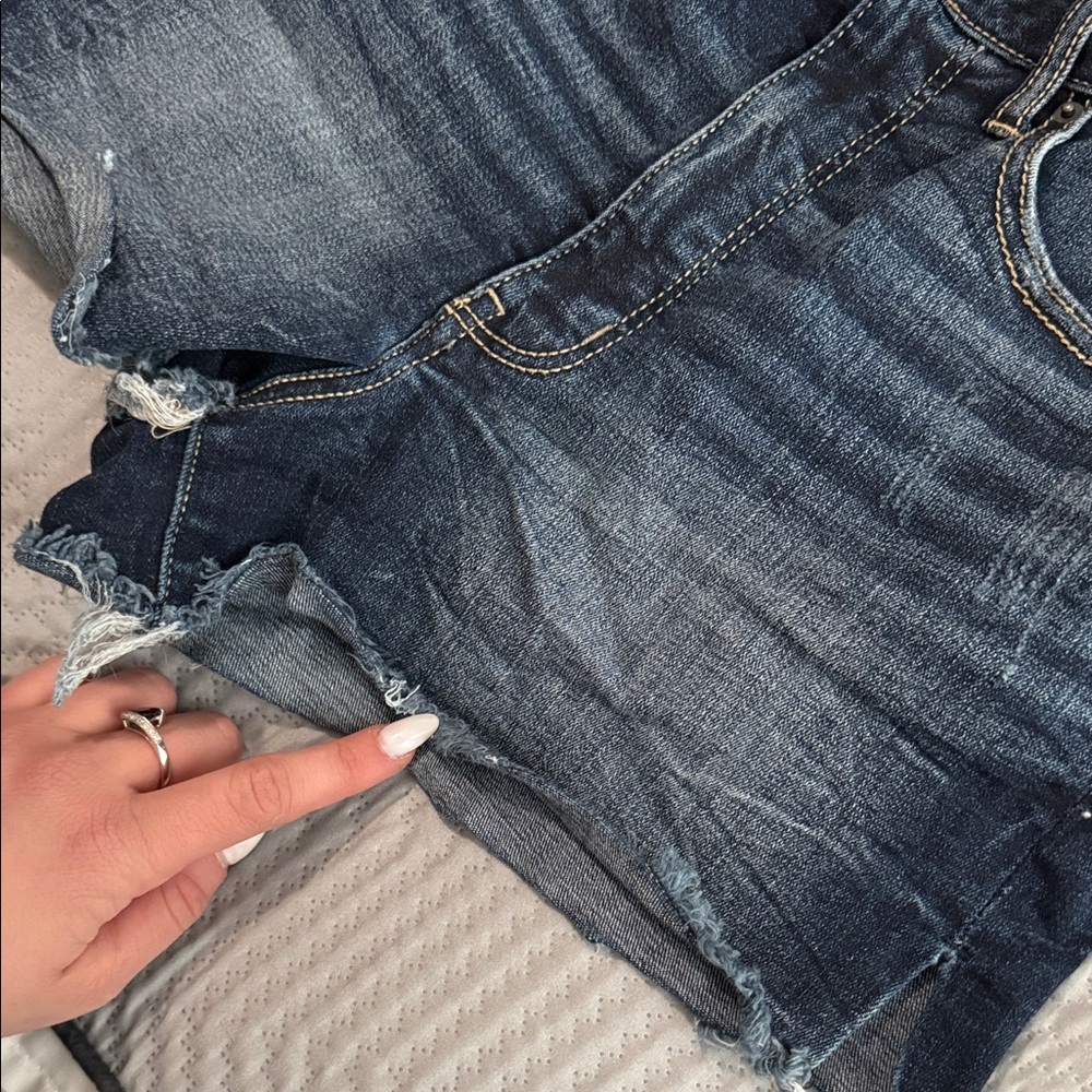 Dark Blue Denim Shorts- BKE BILLIE 29 slim fit. high rise - Picture 3 of 9